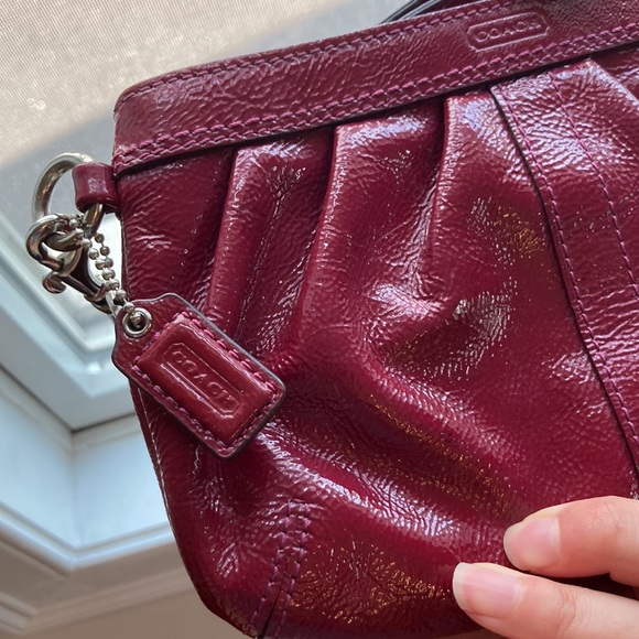 Coach Patent Leather Wristlet Cranberry - Picture 2 of 3